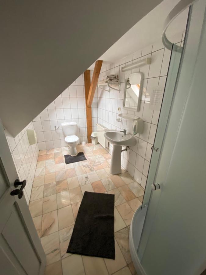 Voeroes Guest House Tirgu Secuiesc Luaran gambar